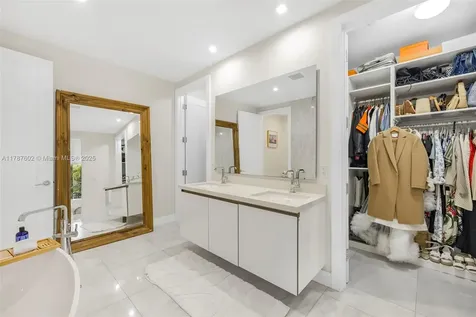 718 Valencia Avenue Coral Gables FL 33134