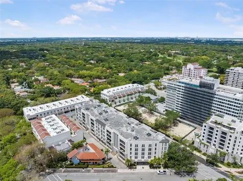 718 Valencia Avenue Coral Gables FL 33134