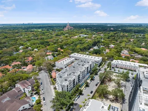 718 Valencia Avenue Coral Gables FL 33134