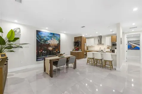 718 Valencia Avenue Coral Gables FL 33134