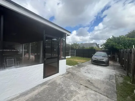 15171 SW 70th Street Miami FL 33193