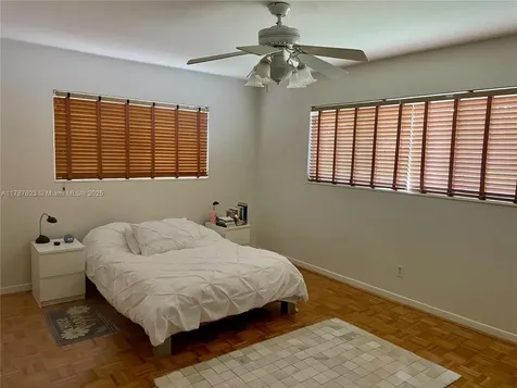5965 SW 64th Place South Miami FL 33143