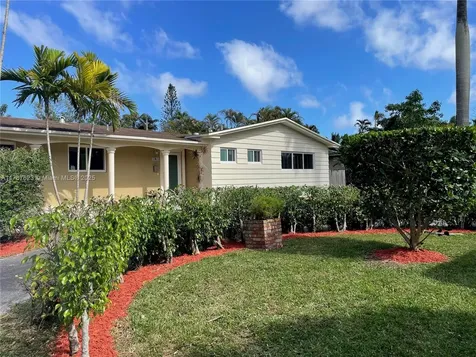 5965 SW 64th Place South Miami FL 33143