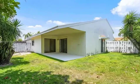 6 Verwood Way Boynton Beach FL 33426