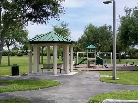 6 Verwood Way Boynton Beach FL 33426