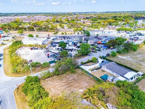 22825 S Dixie Highway Miami FL 33170