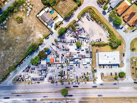 22825 S Dixie Highway Miami FL 33170