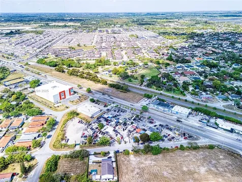 22825 S Dixie Highway Miami FL 33170