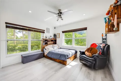 10840 SW 134 Terrace Miami FL 33176