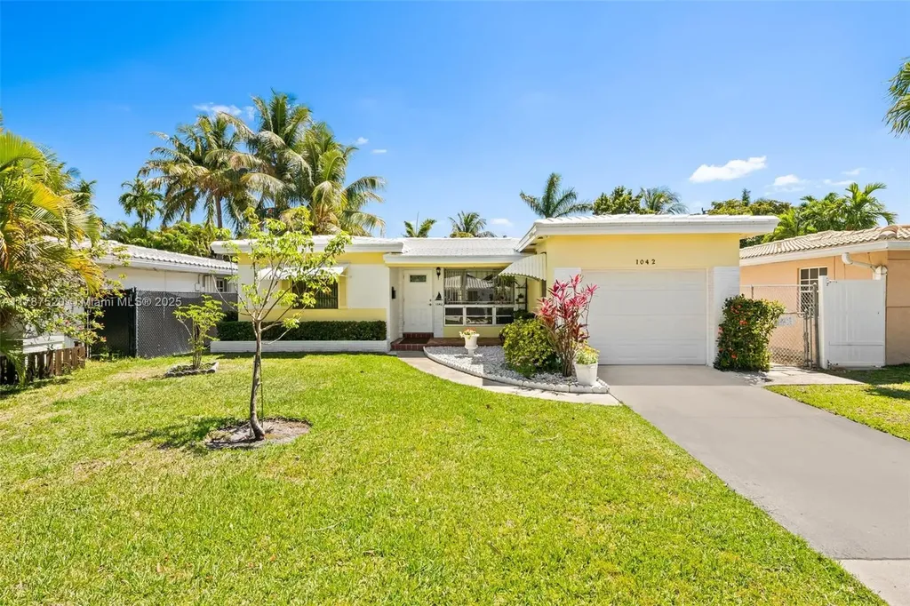 1042 Lincoln Street Hollywood FL 33019