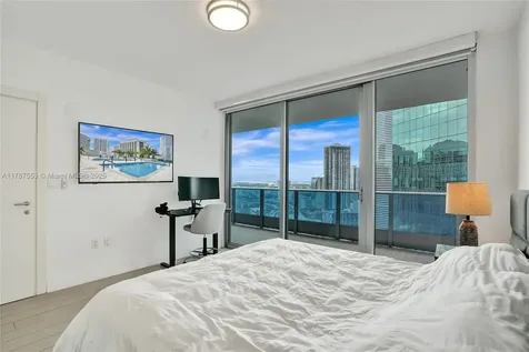 200 Biscayne Boulevard Way Miami FL 33131
