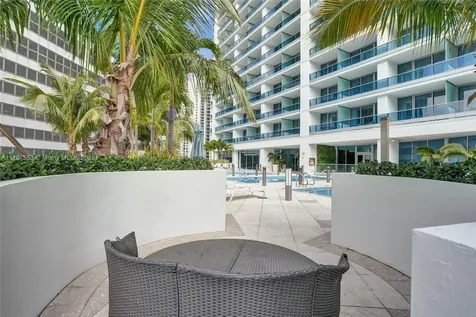 200 Biscayne Boulevard Way Miami FL 33131