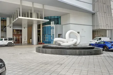 200 Biscayne Boulevard Way Miami FL 33131
