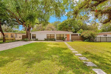 430 NE 132nd Terrace North Miami FL 33161