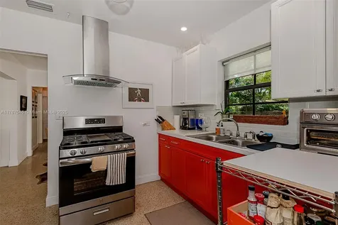 430 NE 132nd Terrace North Miami FL 33161