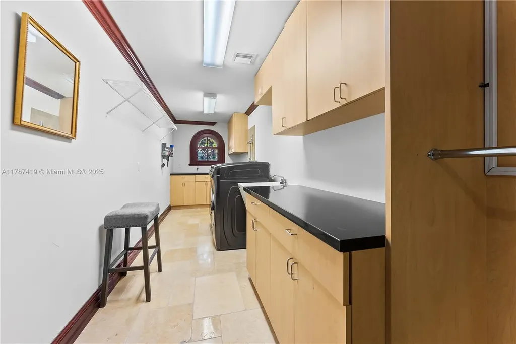 609 2nd Key Drive Fort Lauderdale FL 33304