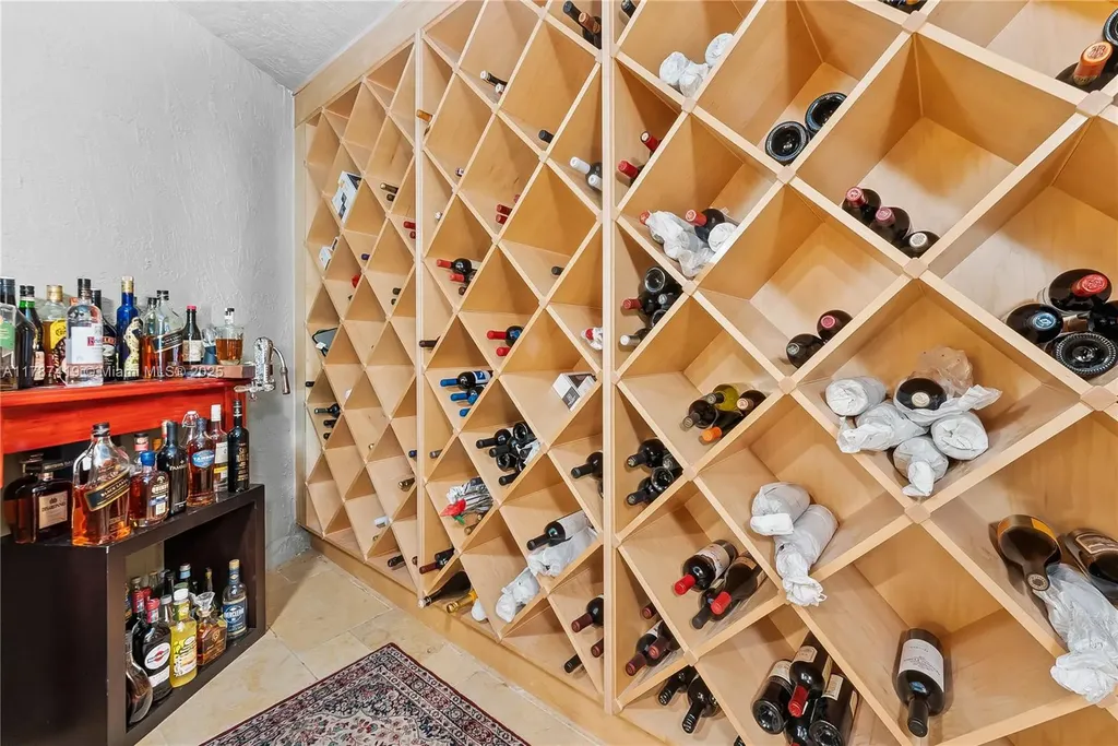 609 2nd Key Drive Fort Lauderdale FL 33304