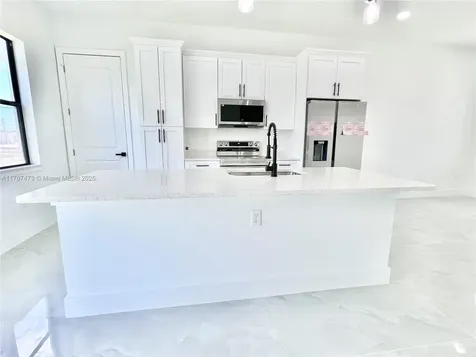 2819 18th Street SW Lehigh Acres FL 33976