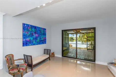 8956 Palm Tree Lane Pembroke Pines FL 33024