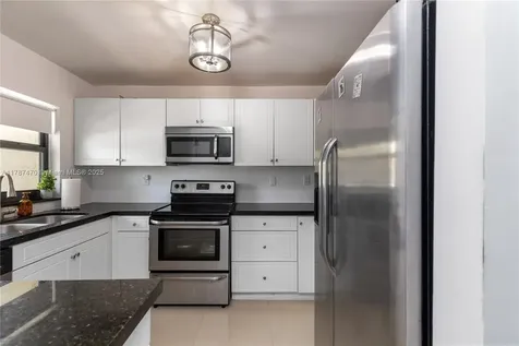 8956 Palm Tree Lane Pembroke Pines FL 33024