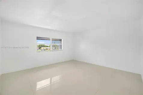 2021 NW 59th Terrace Lauderhill FL 33313