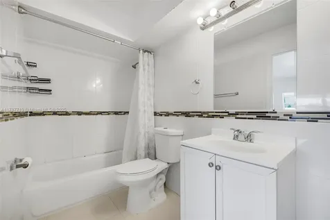 2021 NW 59th Terrace Lauderhill FL 33313