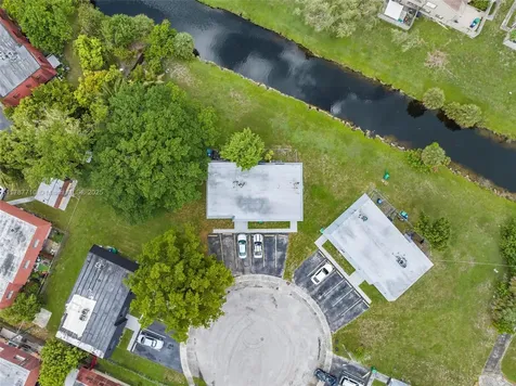 2021 NW 59th Terrace Lauderhill FL 33313
