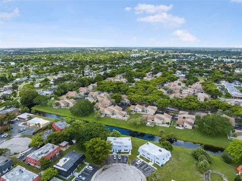 2021 NW 59th Terrace Lauderhill FL 33313