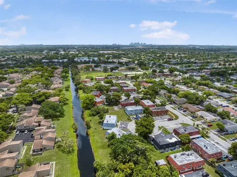 2021 NW 59th Terrace Lauderhill FL 33313