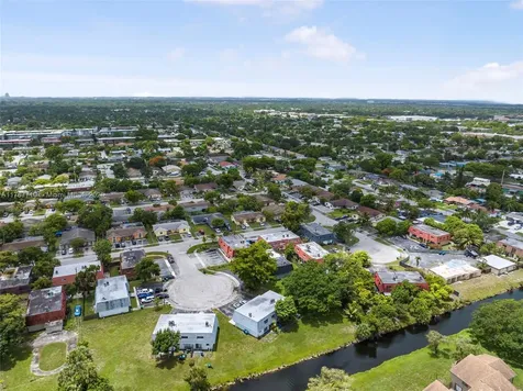 2021 NW 59th Terrace Lauderhill FL 33313