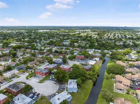 2021 NW 59th Terrace Lauderhill FL 33313