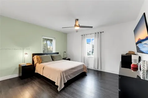14265 NE 3rd Court Miami FL 33161