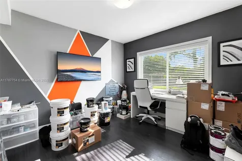14265 NE 3rd Court Miami FL 33161