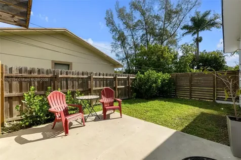 14265 NE 3rd Court Miami FL 33161