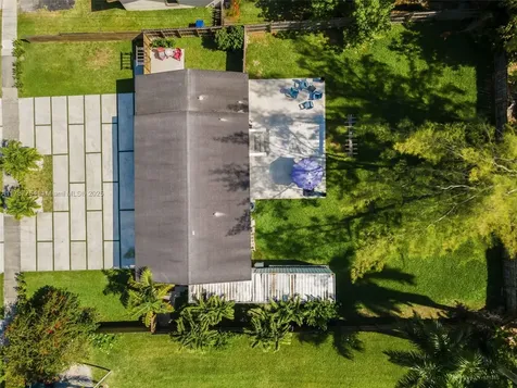 14265 NE 3rd Court Miami FL 33161