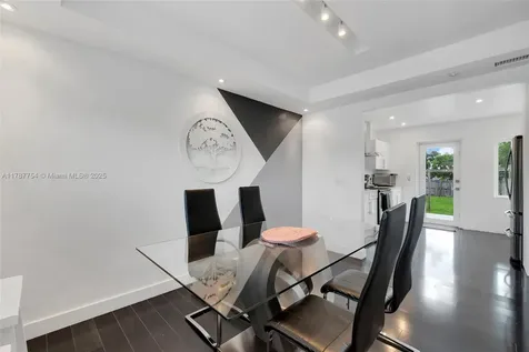 14265 NE 3rd Court Miami FL 33161