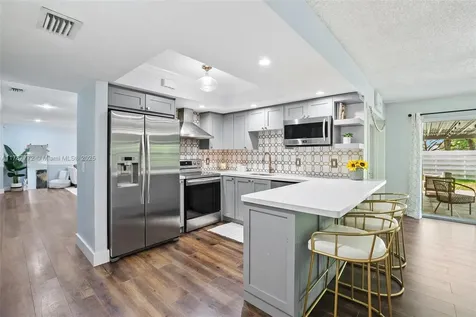 14930 SW 141st Place Miami FL 33186