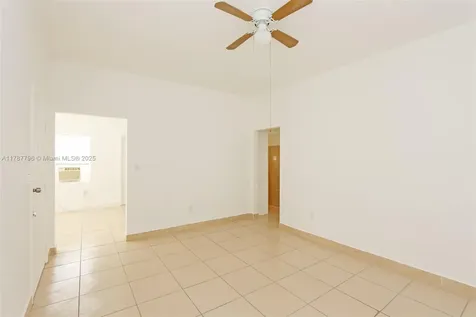 2041 SW 7th Street Miami FL 33135