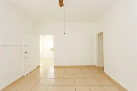 2041 SW 7th Street Miami FL 33135