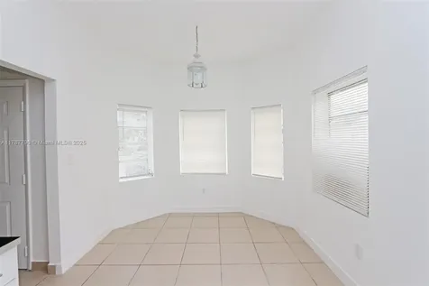 2041 SW 7th Street Miami FL 33135