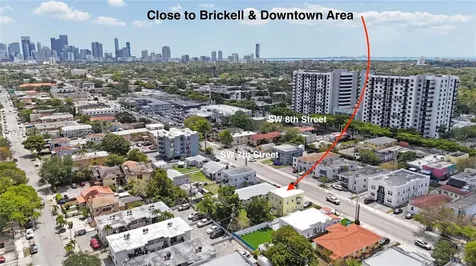 2041 SW 7th Street Miami FL 33135