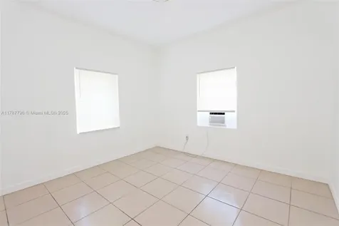 2041 SW 7th Street Miami FL 33135