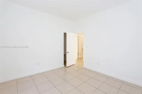 2041 SW 7th Street Miami FL 33135