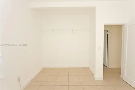 2041 SW 7th Street Miami FL 33135