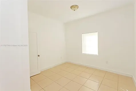 2041 SW 7th Street Miami FL 33135