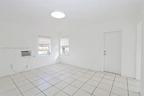 2041 SW 7th Street Miami FL 33135