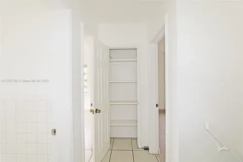 2041 SW 7th Street Miami FL 33135