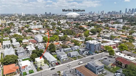 2041 SW 7th Street Miami FL 33135