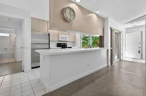 3903 Water Oak Court Palm Beach Gardens FL 33410