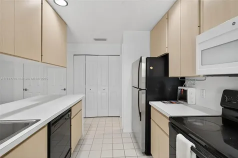 3903 Water Oak Court Palm Beach Gardens FL 33410